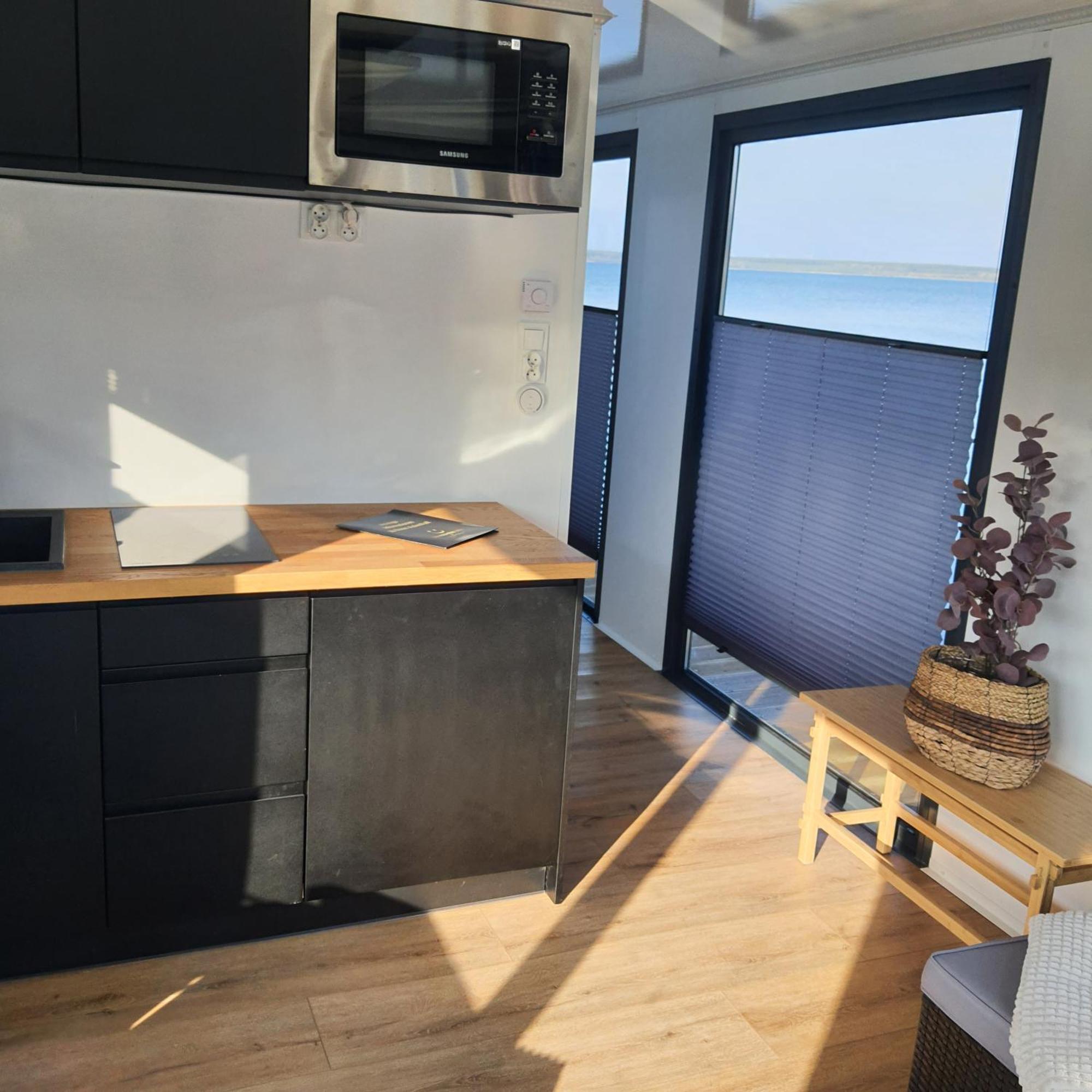 Schwimmendes Ferienhaus Sky Elsterheide Luaran gambar